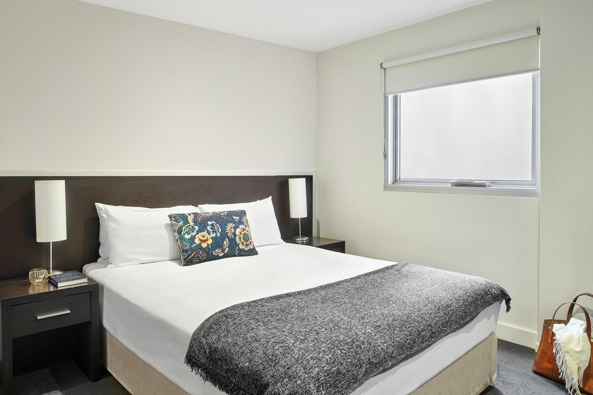 Punthill Essendon Aparthotel Melbourne Exterior photo
