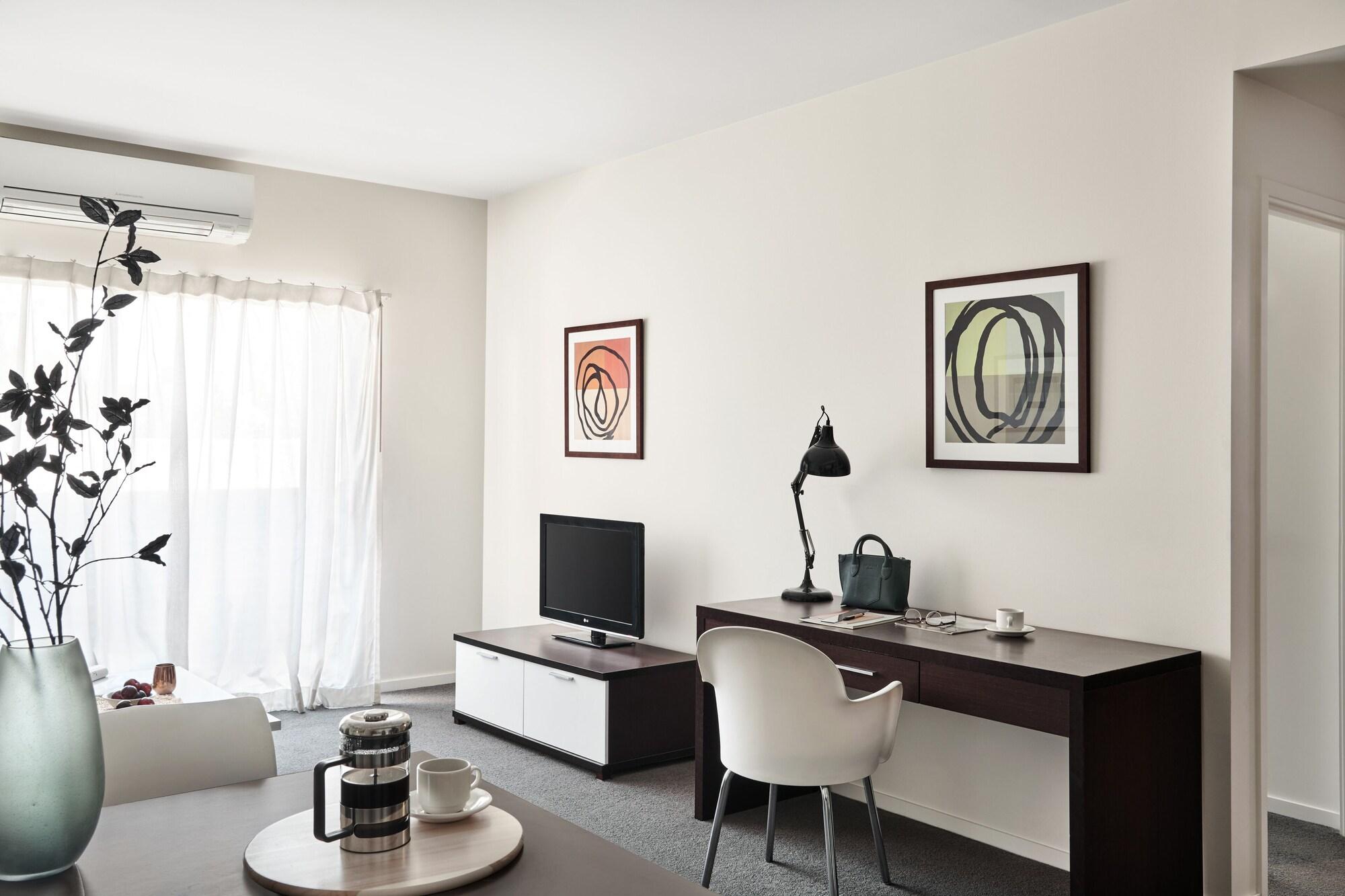 Punthill Essendon Aparthotel Melbourne Exterior photo