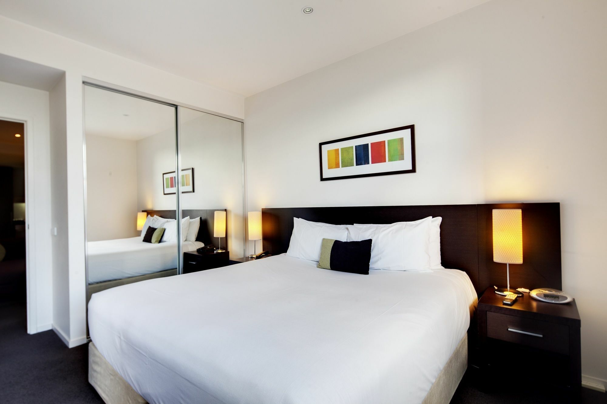 Punthill Essendon Aparthotel Melbourne Exterior photo