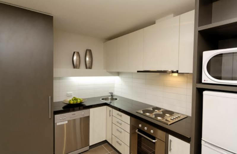 Punthill Essendon Aparthotel Melbourne Exterior photo